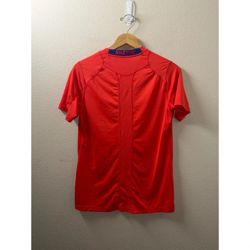 Boys Nike Pro Shirt Size XL